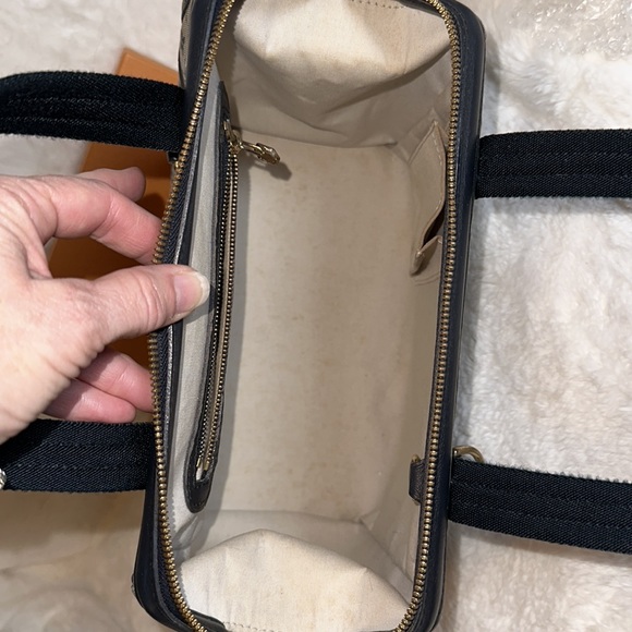 LOUIS VUITTON 💙🩶 Min Lin Jospehine blue denim tote Great 22 yr old Vintage Bag - Picture 8 of 15